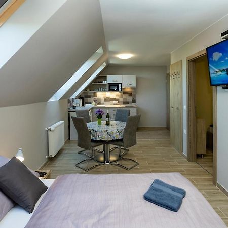 Star Apartman Eger Exteriör bild